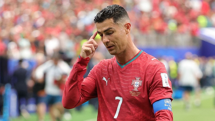Två giganter, två vitt skilda öden: Cristiano Ronaldos konflikt med det portugisiska landslaget